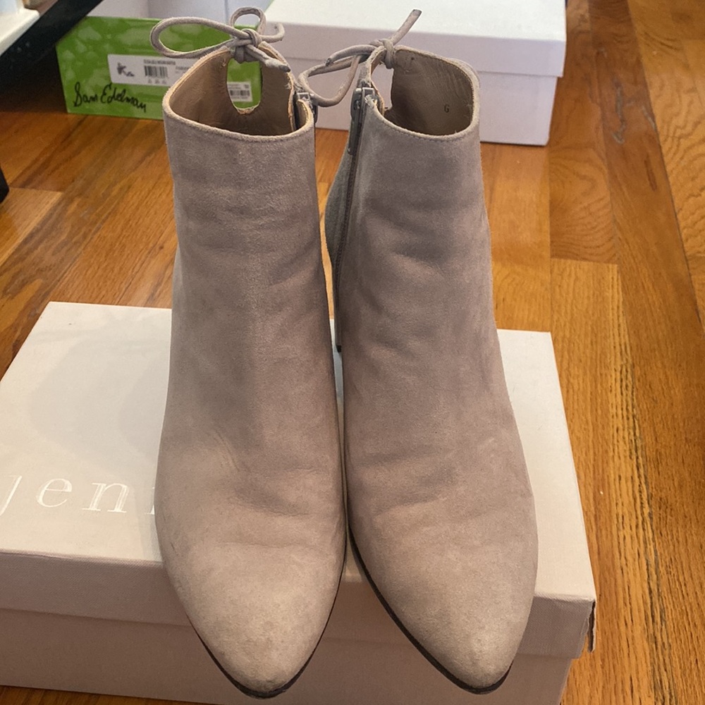 Stuart Weitzman Light Gray Booties Size 8 - image 3